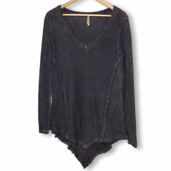 Mona B. V-Neck V-Hem Grunge Top Charcoal XS - Picture 1 of 8